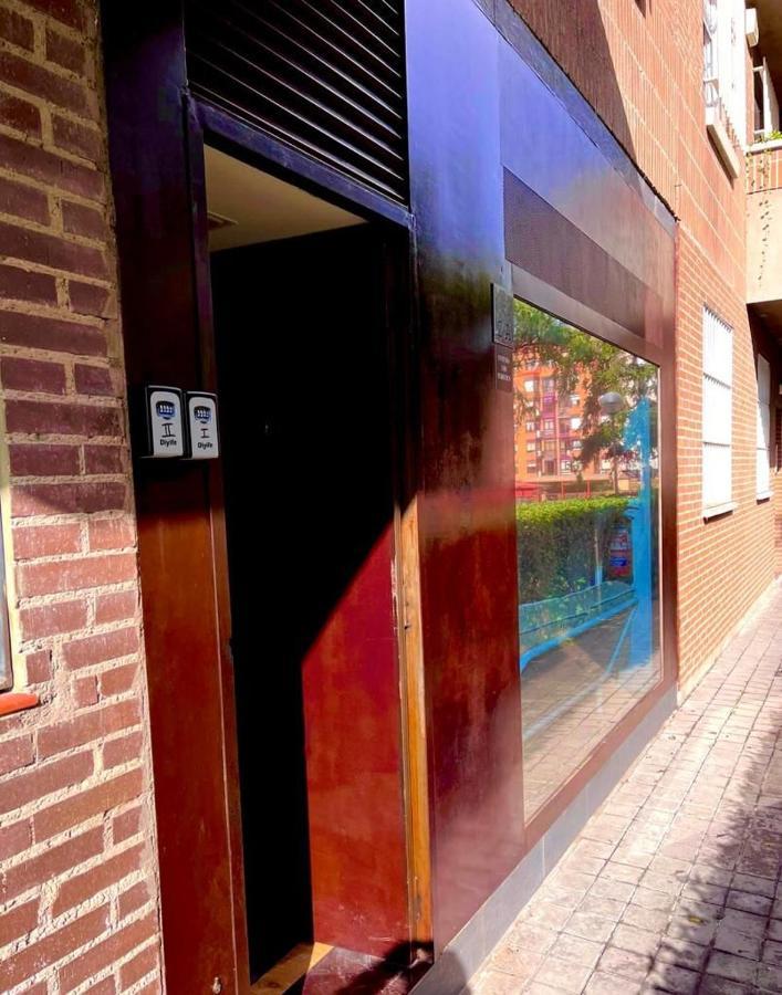 Homeabout Madrid Rio Apartment エクステリア 写真